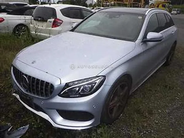 Mercedes-Benz C-Class Station Wagon 2017, auction grade 3.5