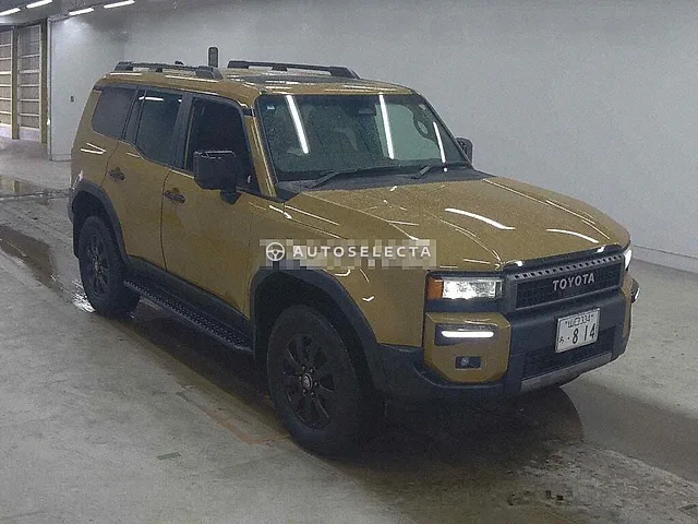 Toyota Land Cruiser 2024, auction grade 5