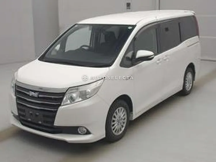 Toyota Noah 2015, photo 1 of 1