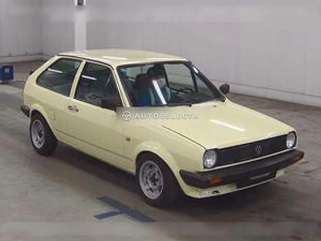 Volkswagen Polo 1989, auction grade 4