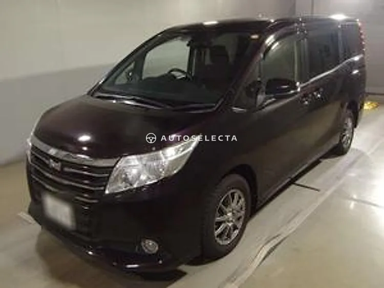Toyota Noah 2017, photo 1 of 1