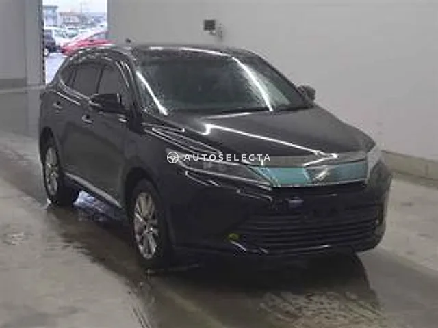 Toyota Harrier 2018, auction grade R