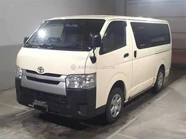 Toyota Hiace Van 2014, auction grade R