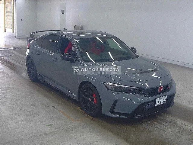 Honda Civic Type R 2024, auction grade 5