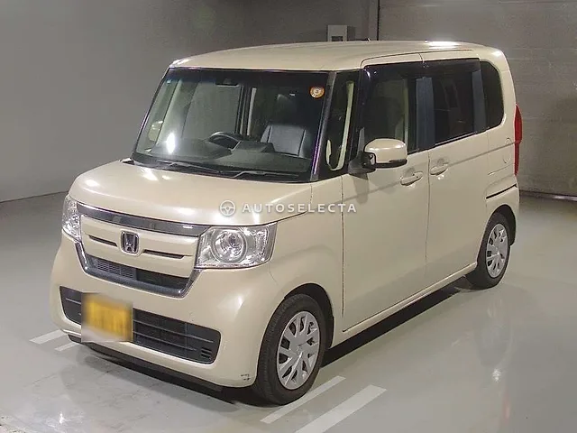 Honda N-BOX 2018, auction grade 3.5
