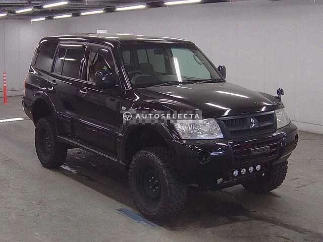 Mitsubishi Pajero 2004, auction grade 4