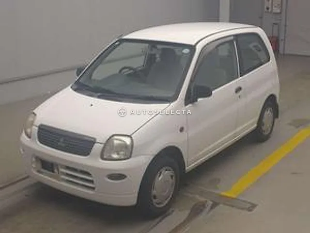 Mitsubishi Minica 2001, auction grade 3