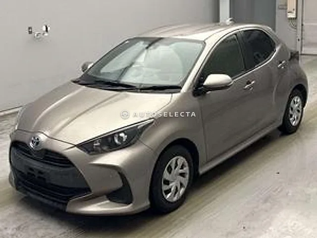Toyota Yaris 2021, auction grade R