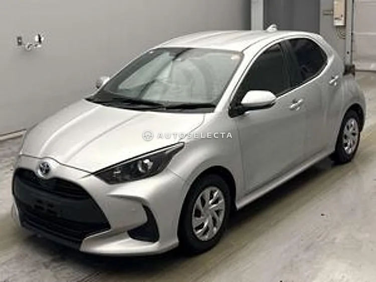 Toyota Yaris 2021, photo 1 of 2