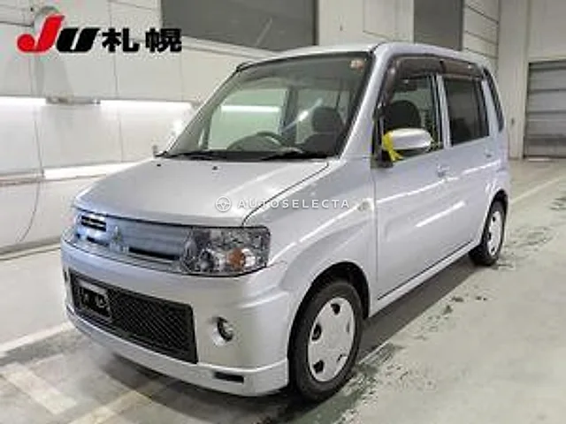 Mitsubishi Toppo 2010