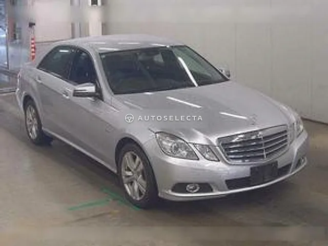 Mercedes-Benz E-Class 2010, auction grade 3.5