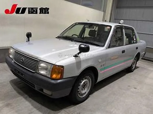Toyota Crown Comfort 2014, auction grade R