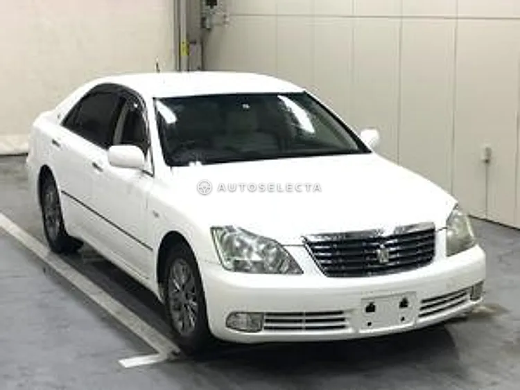 Toyota Crown 2005, photo 1 of 1