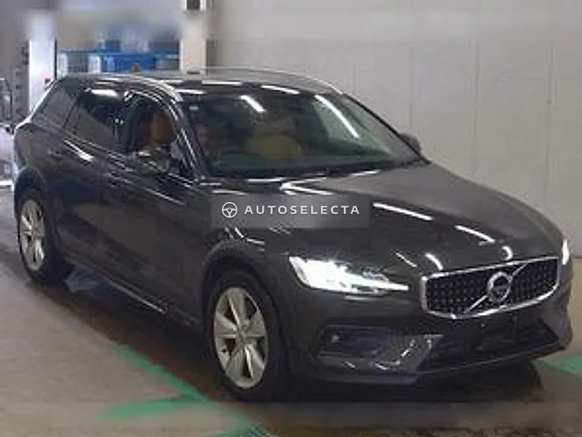 Volvo V60 2019, auction grade 4.5