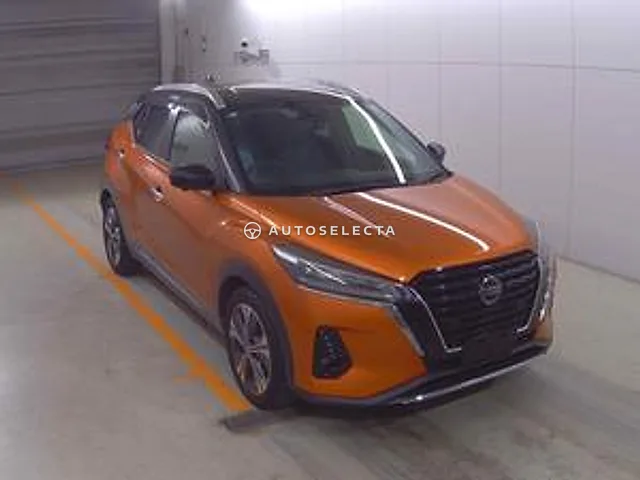 Nissan Kicks 1990, auction grade 4.5