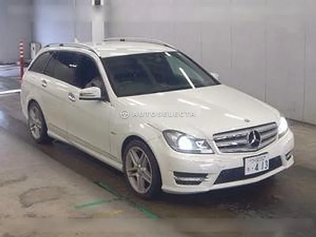 Mercedes-Benz C-Class Station Wagon 2012, auction grade 4