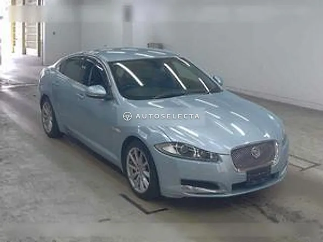 Jaguar XF 2013, auction grade 3.5