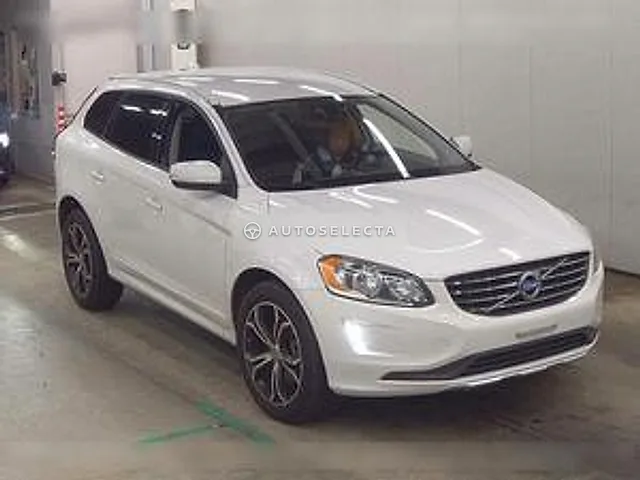 Volvo XC60 2015, auction grade 4