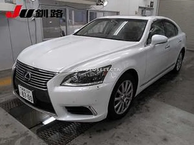 Lexus LS 2012, auction grade 3.5