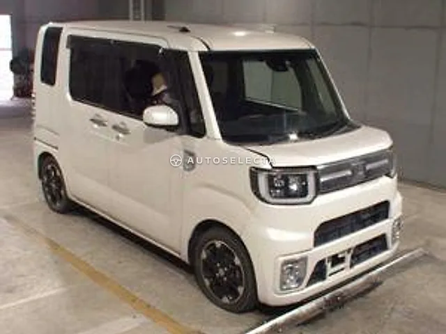 Daihatsu Wake 2016, auction grade R
