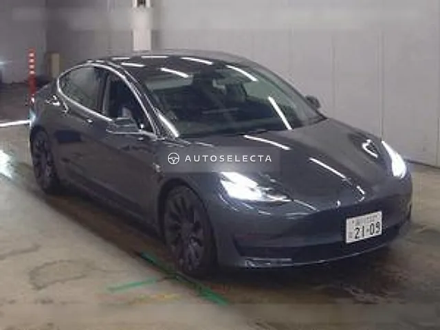 Tesla Model 3 2020, auction grade 3.5
