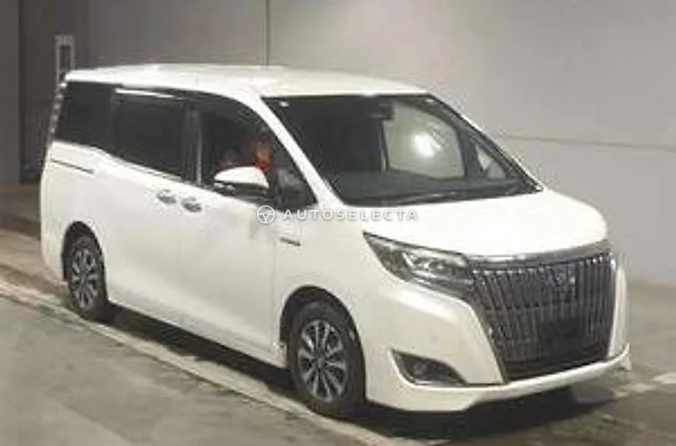 Toyota Esquire 2017, photo 1 of 1