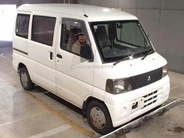 Mitsubishi Minicab 2001, auction grade 3