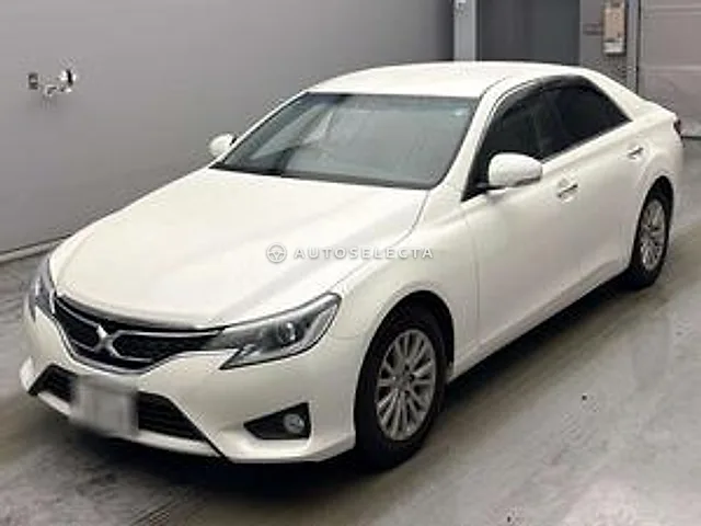 Toyota Mark X 2013, auction grade RA
