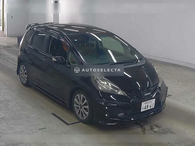 Honda Fit 2012, auction grade 4