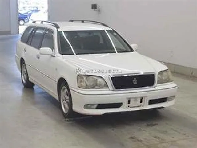 Toyota Crown Station Wagon 2007, auction grade 3.5