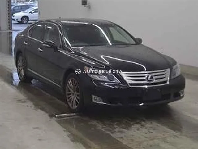 Lexus LS 2011, auction grade 4