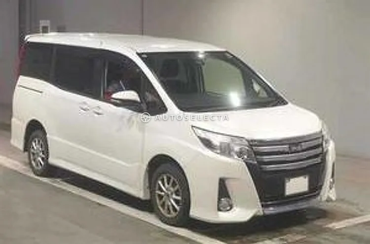 Toyota Noah 2016, photo 1 of 1