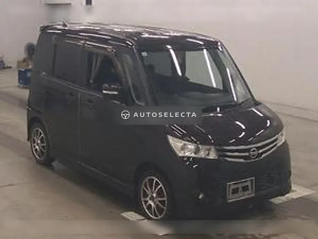 Nissan Roox 2011