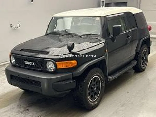 Toyota FJ Cruiser 2014, auction grade 3.5