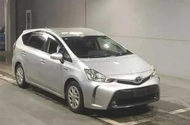 Toyota Prius Alpha 2015, auction grade R