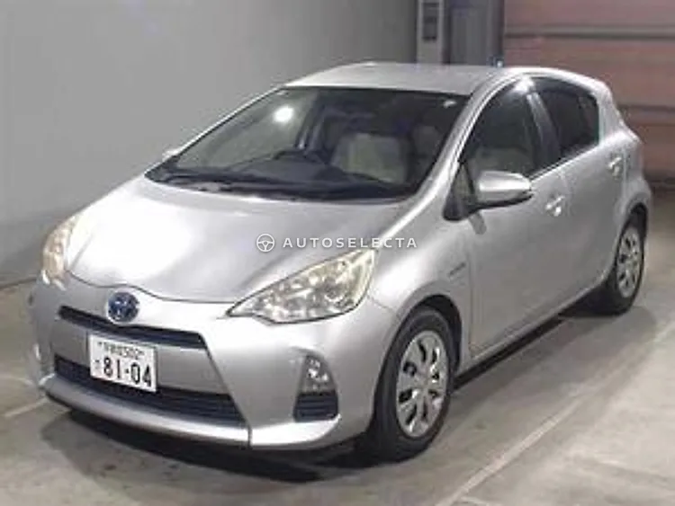 Toyota Aqua 2012, photo 1 of 1