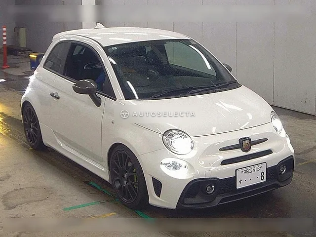 Abarth F595 2022, auction grade 4.5