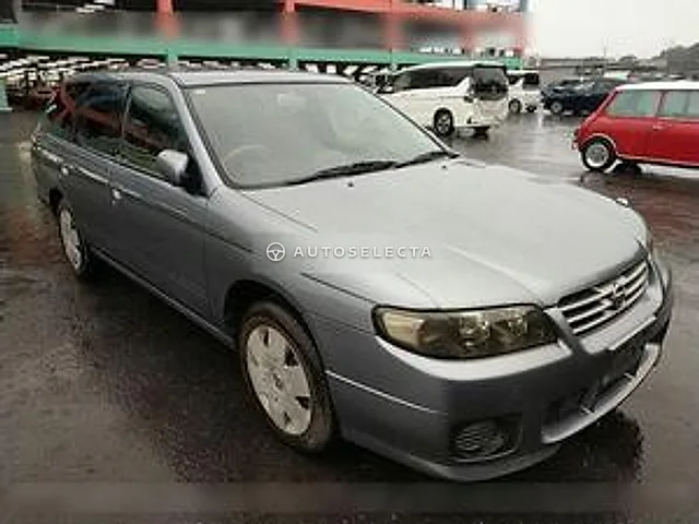 Nissan Avenir 2003
