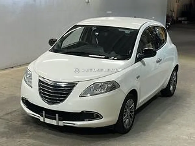 Chrysler Ypsilon 2013, auction grade 3.5