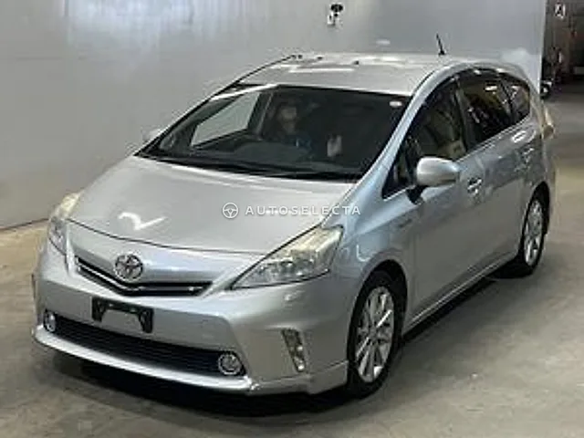 Toyota Prius Alpha 2012, auction grade 3.5