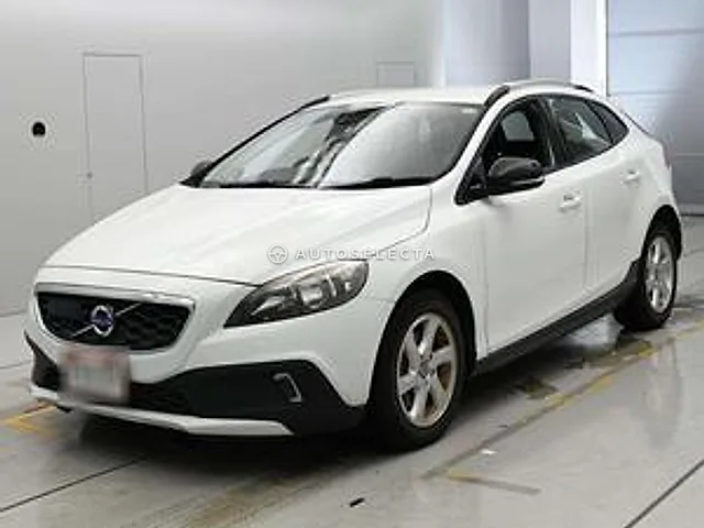 Volvo V40 2015, auction grade 4.5