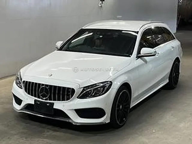 Mercedes-Benz C-Class Station Wagon 2015, auction grade 3.5