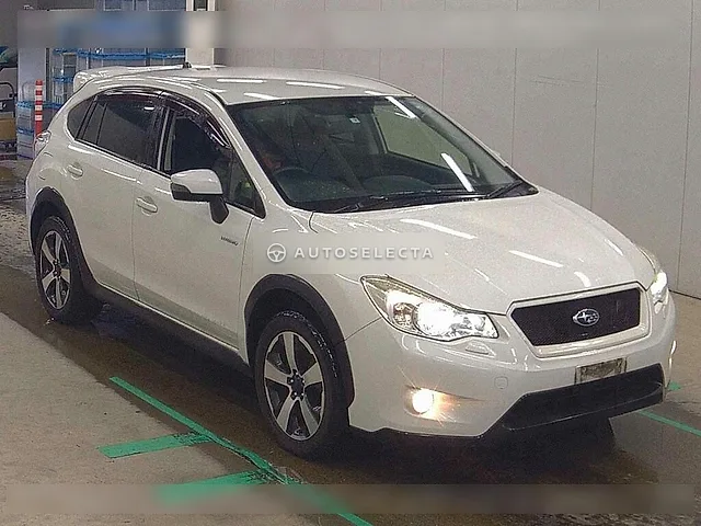 Subaru Impreza XV Hybrid 2015, auction grade 4