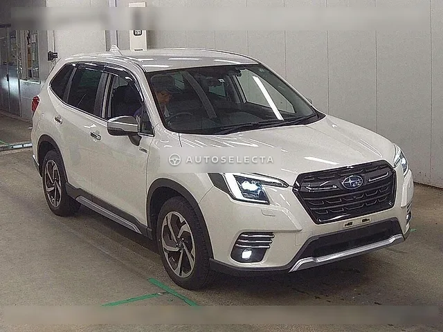 Subaru Forester 2023, auction grade 5