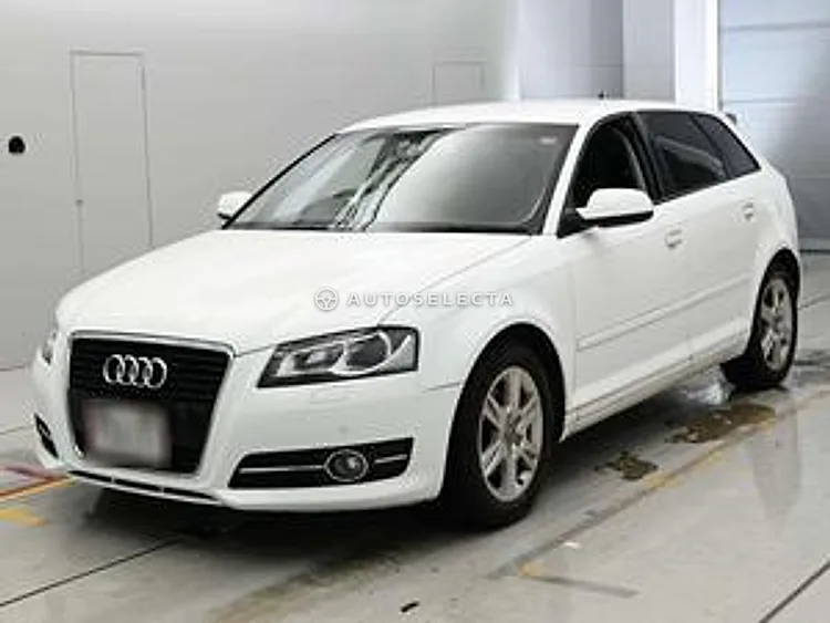 Audi A3 2012, photo 1 of 11