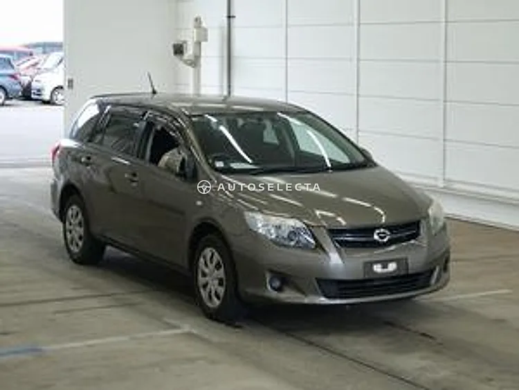 Toyota Corolla Fielder 2011, photo 1 of 1