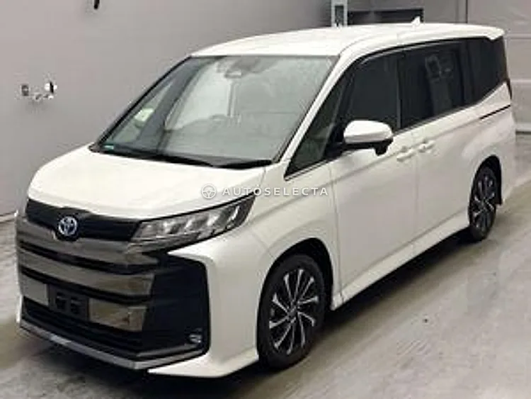 Toyota Noah 2022, photo 1 of 1