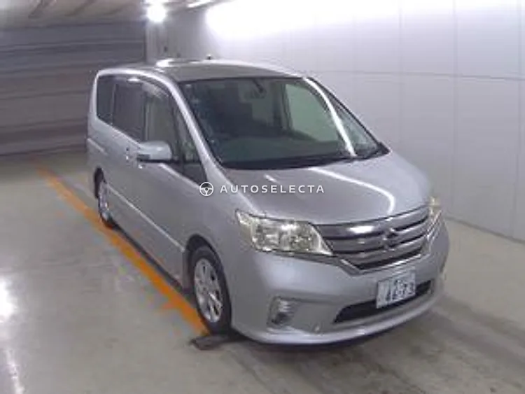 Nissan Serena 2012, photo 1 of 1