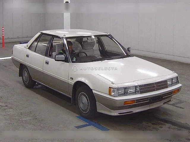 Mitsubishi Eterna Sigma 1989, auction grade 4