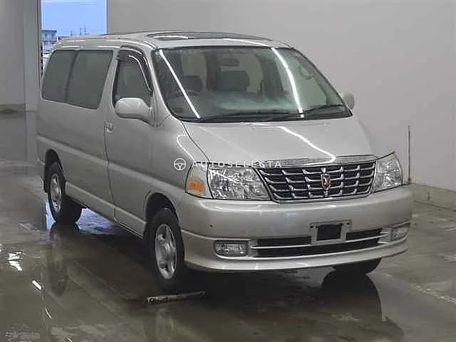 Toyota Grand Hiace 1999, auction grade 3.5